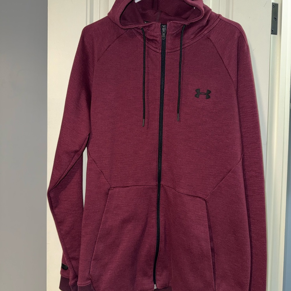 Men’s Under Armour XXL Burgundy Sweatshirt